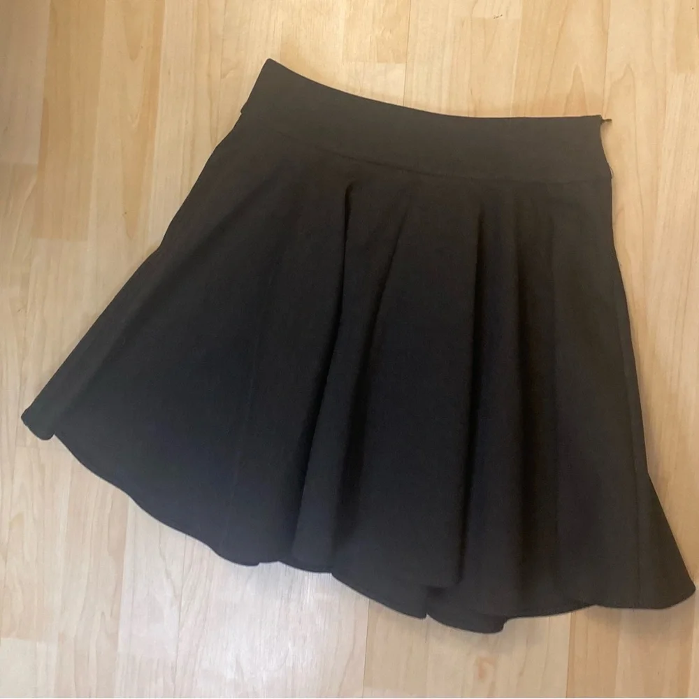 Olivaceous oliviaceous gray